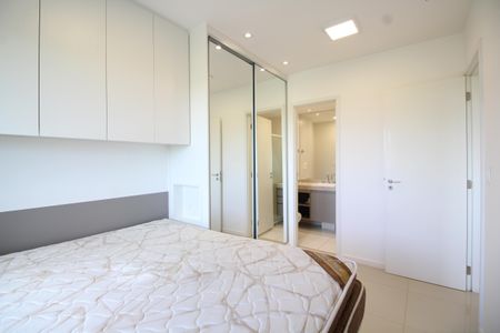 Apartamento à venda com 79m², 2 quartos e 1 vagaQuarto 2 - Suíte