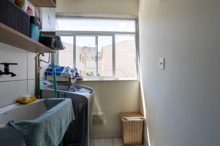 Apartamento para alugar com 69m², 2 quartos e 1 vagaÁrea de Serviço