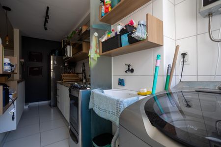 Apartamento para alugar com 69m², 2 quartos e 1 vagaÁrea de Serviço