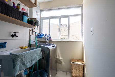 Apartamento para alugar com 69m², 2 quartos e 1 vagaÁrea de Serviço