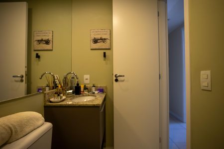 Apartamento para alugar com 69m², 2 quartos e 1 vagaBanheiro Social