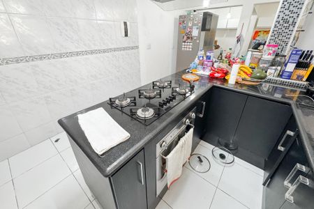 Casa à venda com 150m², 3 quartos e 2 vagas Casa à venda com 150m², 3 quartos e 2 vagasCozinha