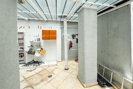 Casa à venda com 150m², 3 quartos e 2 vagas Casa à venda com 150m², 3 quartos e 2 vagasÁrea de Serviço