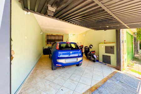 Casa à venda com 150m², 3 quartos e 2 vagas Casa à venda com 150m², 3 quartos e 2 vagasGaragem