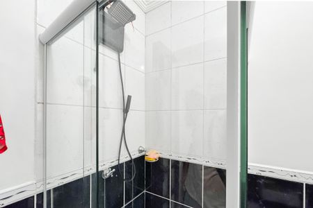 Casa à venda com 150m², 3 quartos e 2 vagas Casa à venda com 150m², 3 quartos e 2 vagasBanheiro da Suíte 1