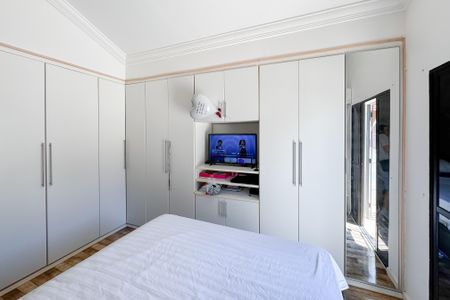 Casa à venda com 150m², 3 quartos e 2 vagas Casa à venda com 150m², 3 quartos e 2 vagasSuíte master