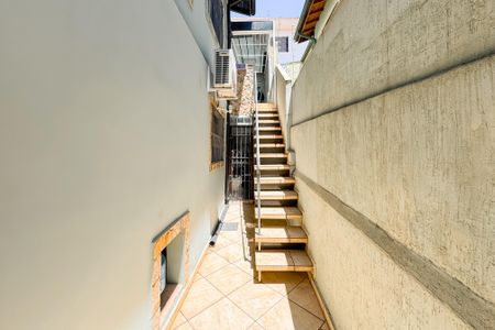Casa à venda com 150m², 3 quartos e 2 vagas Casa à venda com 150m², 3 quartos e 2 vagasÁrea de Serviço