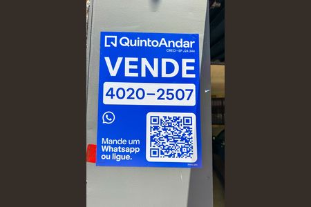 Casa à venda com 150m², 3 quartos e 2 vagas Casa à venda com 150m², 3 quartos e 2 vagasPlaquinha