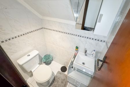 Casa à venda com 150m², 3 quartos e 2 vagas Casa à venda com 150m², 3 quartos e 2 vagasLavabo