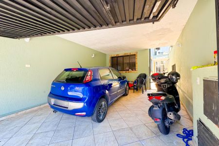 Casa à venda com 150m², 3 quartos e 2 vagas Casa à venda com 150m², 3 quartos e 2 vagasGaragem
