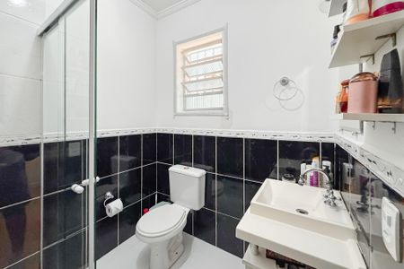Casa à venda com 150m², 3 quartos e 2 vagas Casa à venda com 150m², 3 quartos e 2 vagasBanheiro da Suíte 1