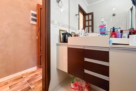 Casa à venda com 150m², 3 quartos e 2 vagas Casa à venda com 150m², 3 quartos e 2 vagasBanheiro da suíte master