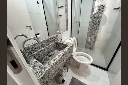 Casa de condomínio à venda com 120m², 3 quartos e 2 vagas Casa de condomínio à venda com 120m², 3 quartos e 2 vagasBanheiro - Suite 02