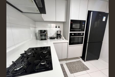 Casa de condomínio à venda com 120m², 3 quartos e 2 vagas Casa de condomínio à venda com 120m², 3 quartos e 2 vagasCozinha