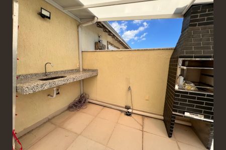 Casa de condomínio à venda com 120m², 3 quartos e 2 vagas Casa de condomínio à venda com 120m², 3 quartos e 2 vagasTerraço - Cobertura - Area Gourmet