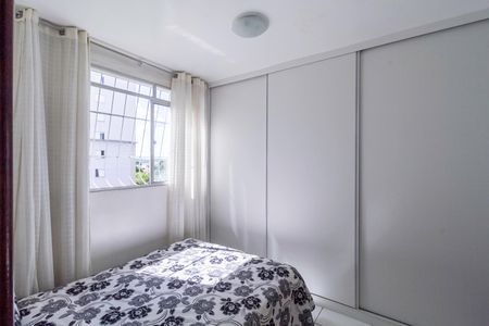 Apartamento à venda com 68m², 3 quartos e 2 vagasSuíte 
