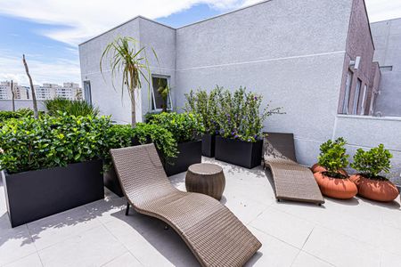Apartamento à venda com 44m², 2 quartos e 1 vaga Apartamento à venda com 44m², 2 quartos e 1 vagaTerraço