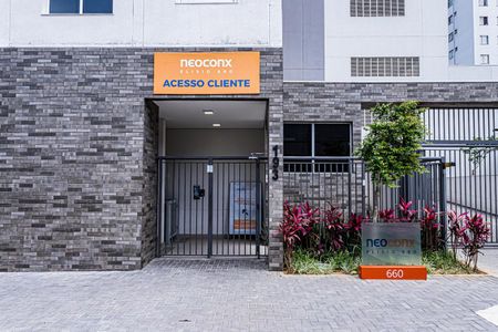 Apartamento à venda com 44m², 2 quartos e 1 vaga Apartamento à venda com 44m², 2 quartos e 1 vagaFachada