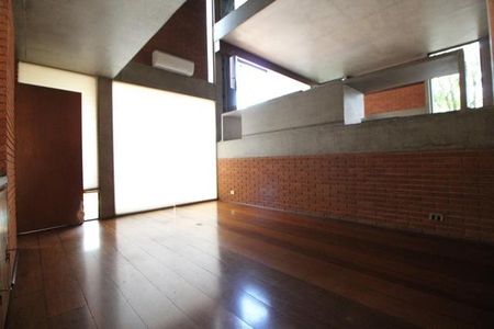 Casa à venda com 480m², 4 quartos e 5 vagas