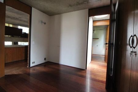 Casa à venda com 480m², 4 quartos e 5 vagas