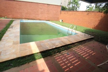 Casa à venda com 480m², 4 quartos e 5 vagas