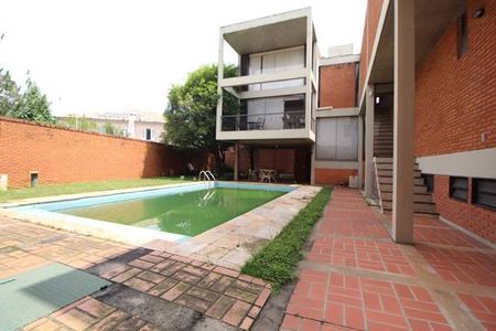 Casa à venda com 480m², 4 quartos e 5 vagas