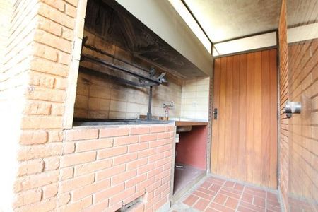 Casa à venda com 480m², 4 quartos e 5 vagas