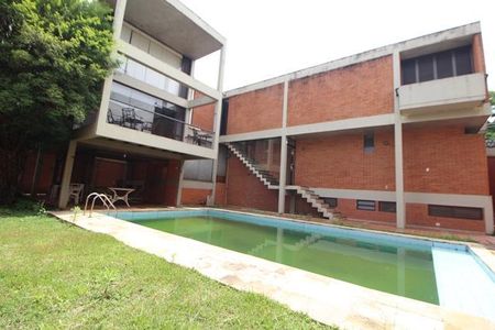 Casa à venda com 480m², 4 quartos e 5 vagas