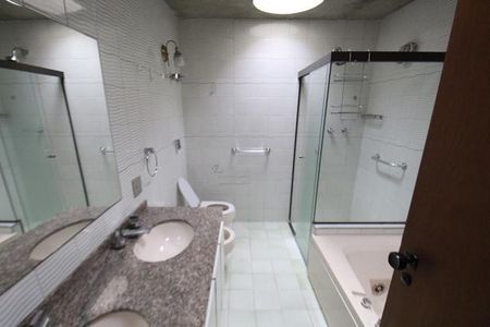 Casa à venda com 480m², 4 quartos e 5 vagas