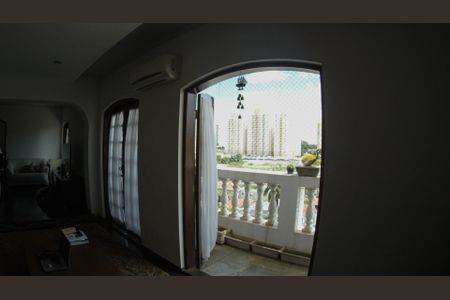 Apartamento à venda com 263m², 4 quartos e 3 vagas Apartamento à venda com 263m², 4 quartos e 3 vagasSala