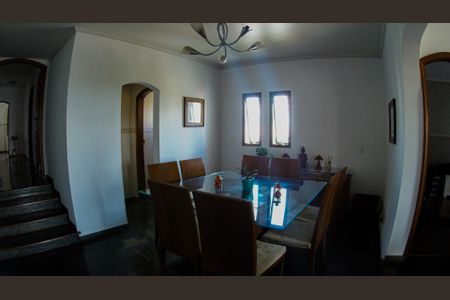 Apartamento à venda com 263m², 4 quartos e 3 vagas Apartamento à venda com 263m², 4 quartos e 3 vagasSala de Jantar