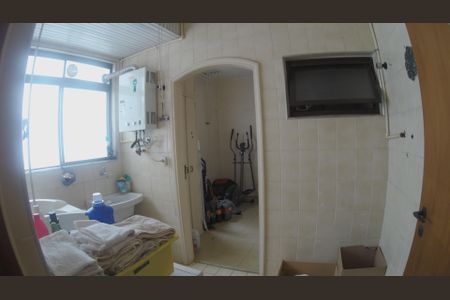 Apartamento à venda com 263m², 4 quartos e 3 vagas Apartamento à venda com 263m², 4 quartos e 3 vagasÁrea de Serviço