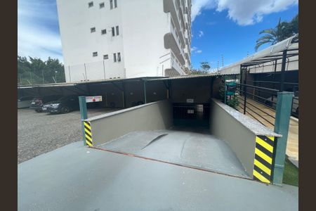 Apartamento à venda com 263m², 4 quartos e 3 vagas Apartamento à venda com 263m², 4 quartos e 3 vagasGaragem