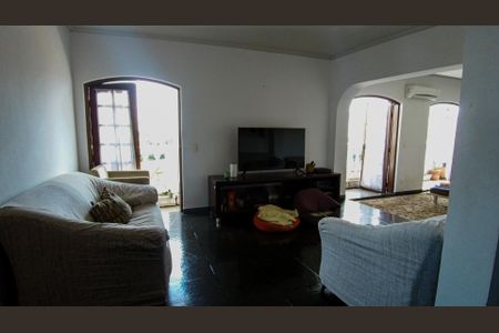 Apartamento à venda com 263m², 4 quartos e 3 vagas Apartamento à venda com 263m², 4 quartos e 3 vagasSala