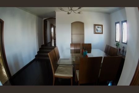 Apartamento à venda com 263m², 4 quartos e 3 vagas Apartamento à venda com 263m², 4 quartos e 3 vagasSala de Jantar