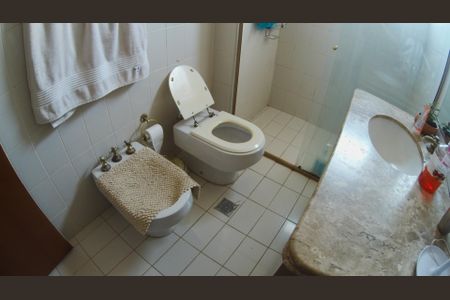 Apartamento à venda com 263m², 4 quartos e 3 vagas Apartamento à venda com 263m², 4 quartos e 3 vagasBanheiro