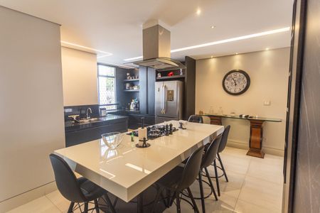 Apartamento à venda com 164m², 2 quartos e 1 vagaCozinha