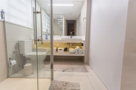 Apartamento à venda com 164m², 2 quartos e 1 vagaBanheiro da Suíte 2