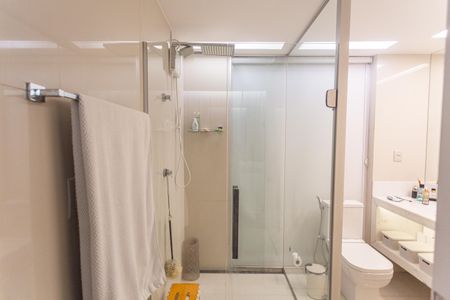 Apartamento à venda com 164m², 2 quartos e 1 vagaBanheiro da Suíte 1