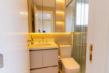 Apartamento à venda com 175m², 3 quartos e 3 vagasBanheiro da Suíte 2