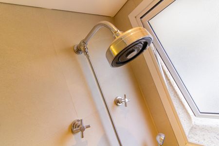 Apartamento à venda com 175m², 3 quartos e 3 vagasChuveiro da Suíte 3