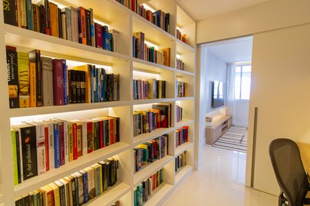 Apartamento à venda com 175m², 3 quartos e 3 vagasEscritório