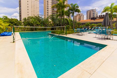 Apartamento à venda com 175m², 3 quartos e 3 vagasPiscina