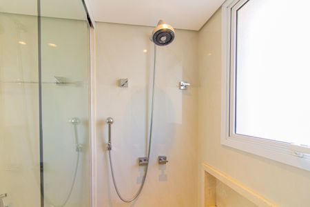 Apartamento à venda com 175m², 3 quartos e 3 vagasBanheiro da Suíte 1