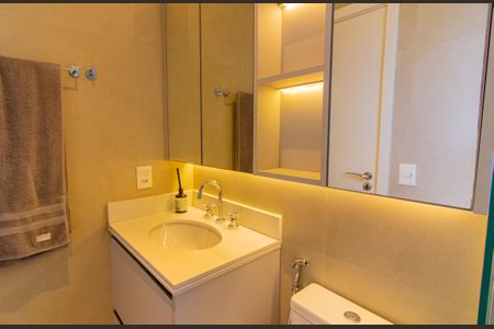 Apartamento à venda com 175m², 3 quartos e 3 vagasBanheiro da Suíte 2