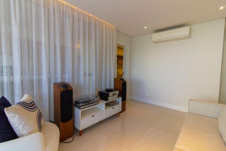 Apartamento à venda com 175m², 3 quartos e 3 vagasSala