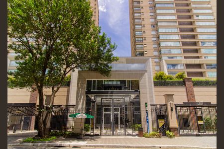 Apartamento à venda com 175m², 3 quartos e 3 vagasFachada