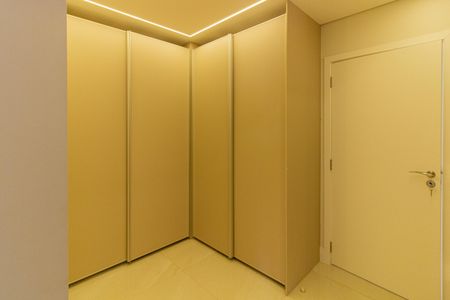 Apartamento à venda com 175m², 3 quartos e 3 vagasSuíte 1 