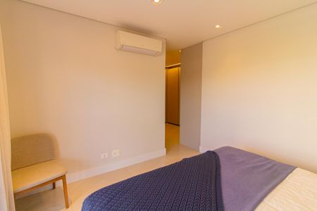 Apartamento à venda com 175m², 3 quartos e 3 vagasSuíte 1 