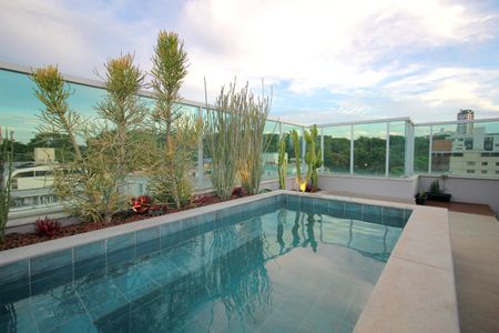 Apartamento à venda com 233m², 3 quartos e 3 vagasCobertura